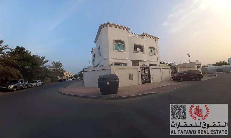 فيلا للبيع في الروضة 363879119164674111