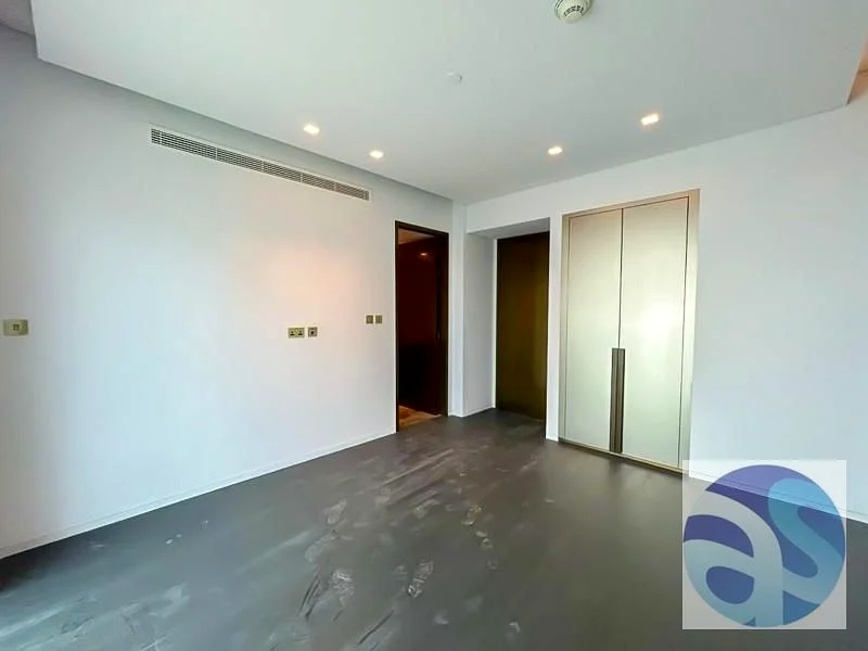 سوبر واسعة / منظر المارينا والنخيل / تشطيبات رائعة63777432297602114