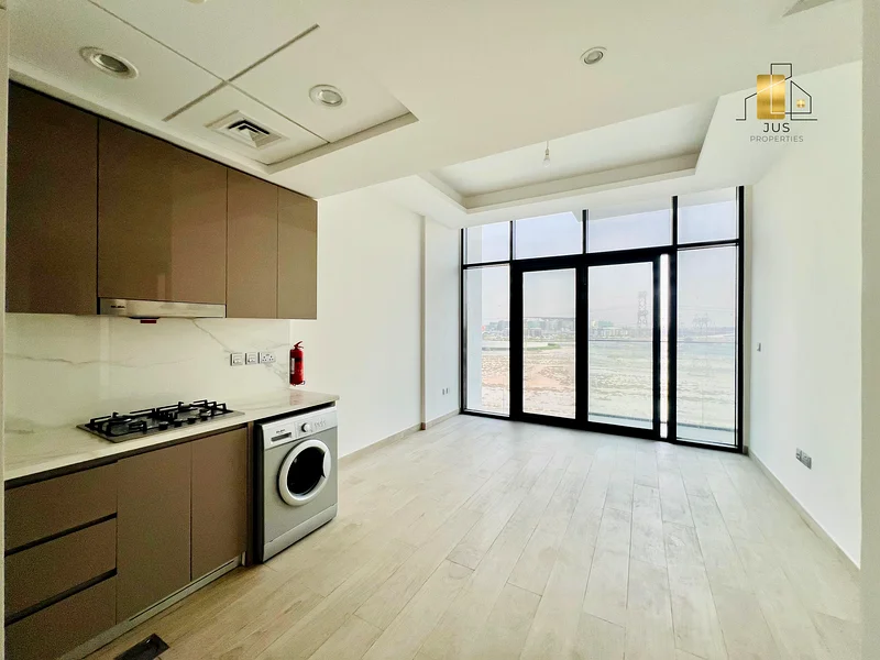 Sunlight - Pool Amenities - Meydan Hotel View | Air Conditioning Free | Prime Location63803638921857112