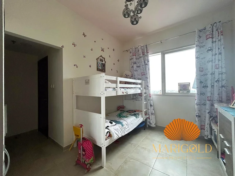 UPGRADED | PARTLY FURNISHED | SPACIOUS63654982730754113