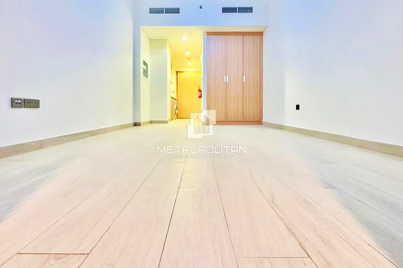 Spacious| Partial Lagoon View| Big size| Tenanted63976831779458111