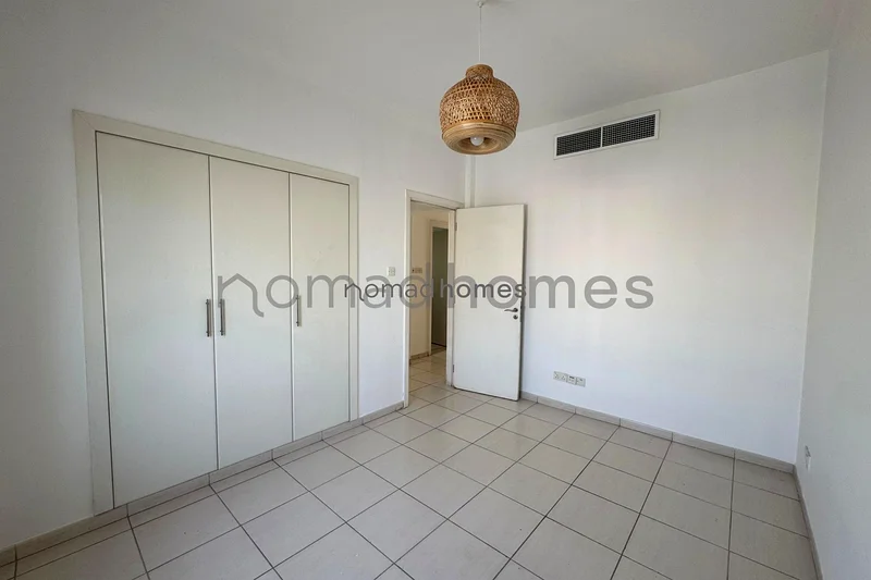 LARGE 3BED | LAKE VIEW | PRIVATE GARDEN63728818712707114