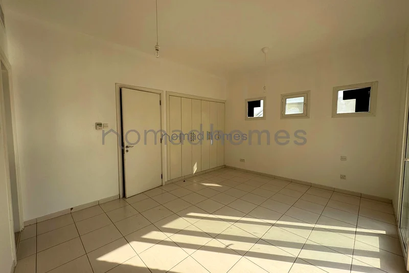 LARGE 3BED | LAKE VIEW | PRIVATE GARDEN63728818712707112