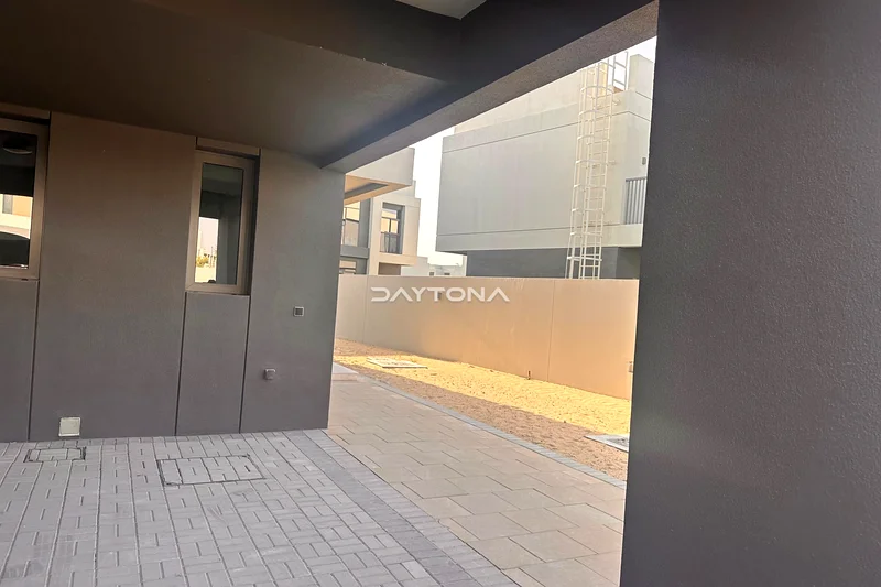 جديد بالكامل | تخطيط واسع | فيلا شبه منفصلة63612099270657113