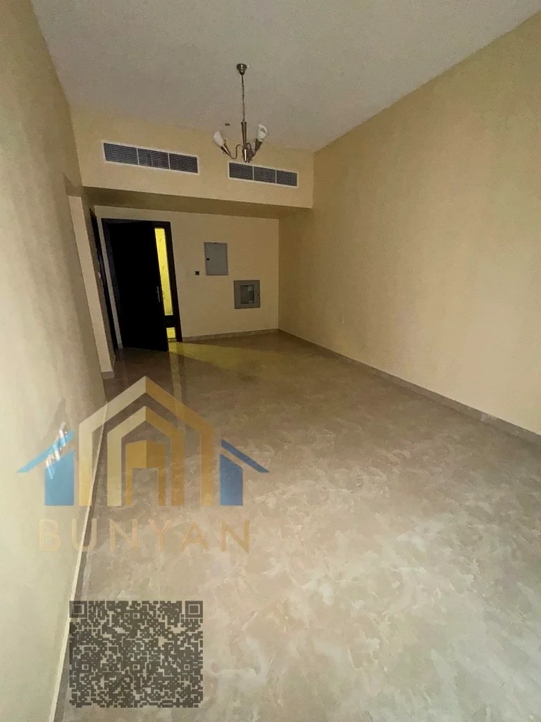 شقة مكونة من غرفتي نوم للإيجار في الحميدية 1 – عجمان  شقة واسعة وموقعها ممتاز متاحة للإيجار في الحميدية 1، عجمان، بالقرب من شيخ63708863532034110