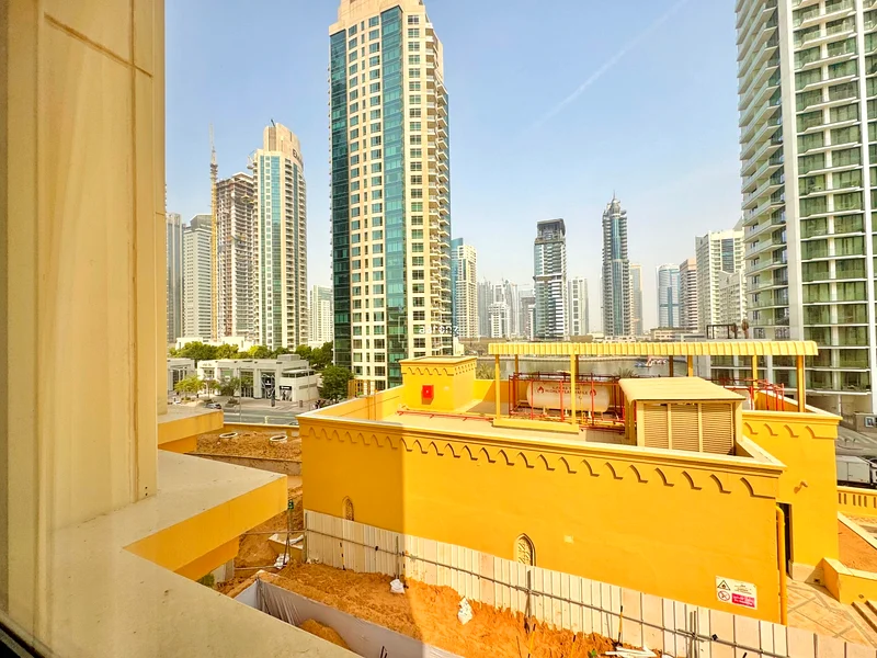 Vacant | Low Floor | Spacious Layout63937392959361110