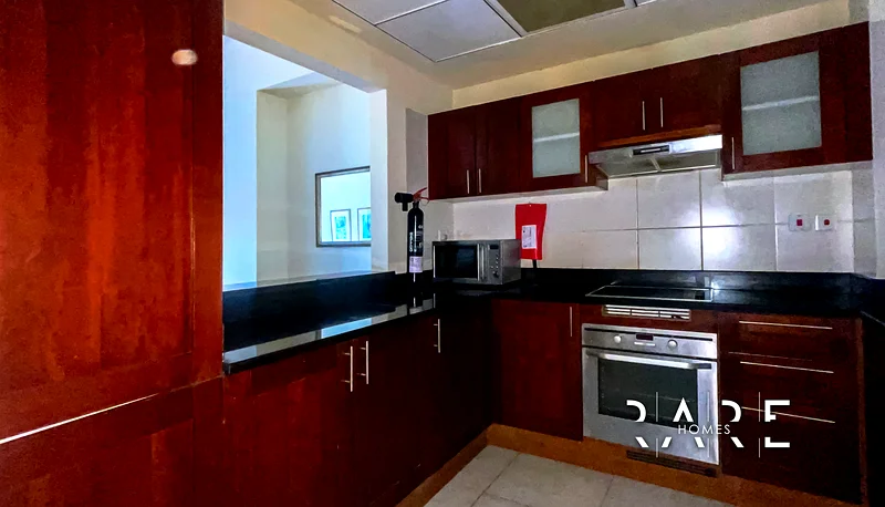 Vacant | One Bed with Equipped Kitchen | Sheikh Zayed Road View63654982902402113
