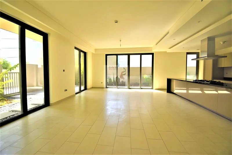 Spacious and Bright | Unfurnished | Prime Location64016803166337113
