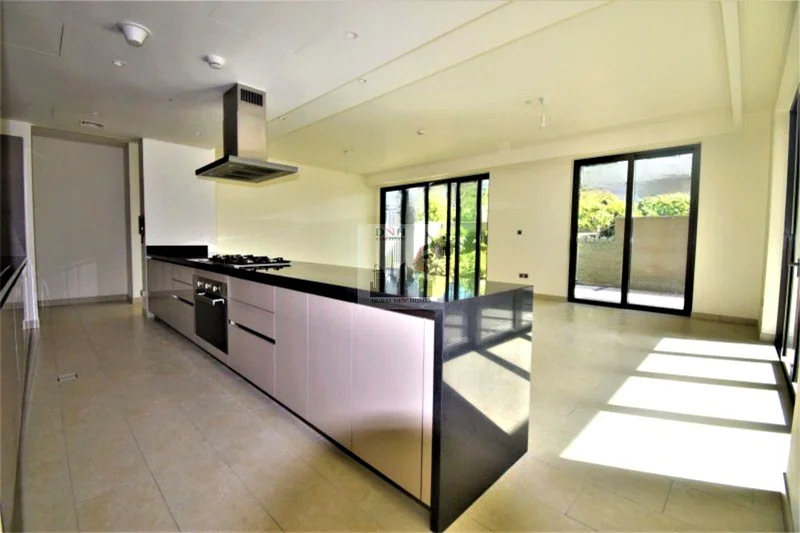 Spacious and Bright | Unfurnished | Prime Location64016803166337110