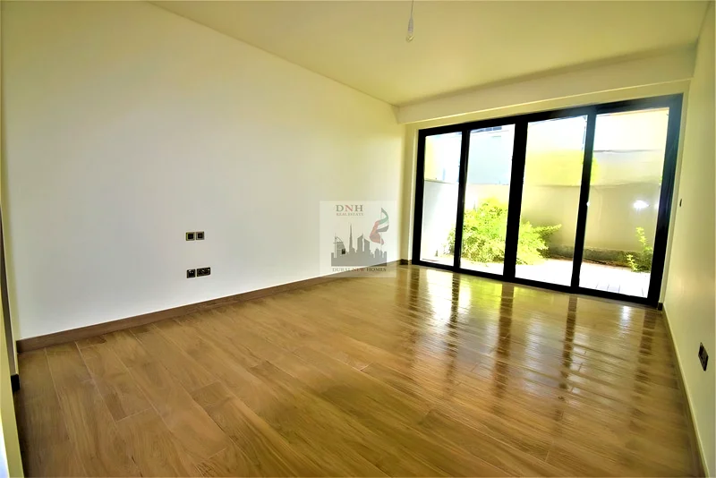 Spacious and Bright | Unfurnished | Prime Location64016803166337112