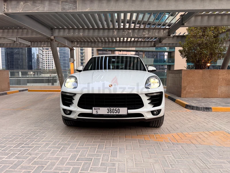 MACAN 2018 GCC 59,000km only63489035817346111