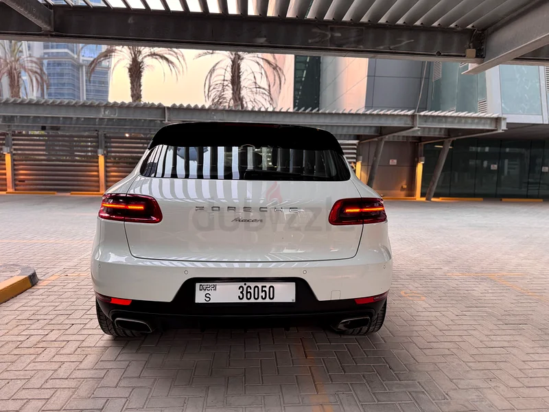 MACAN 2018 GCC 59,000km only63489035817346114