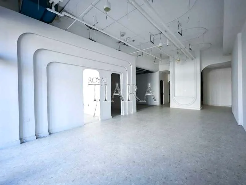 Elegant Office I Great Location I Burj View63826174555265110