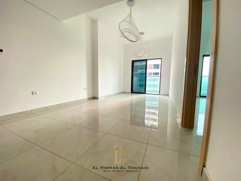 تصميم عصري / شقة مذهلة / جاهزة للانتقال63782516868099110