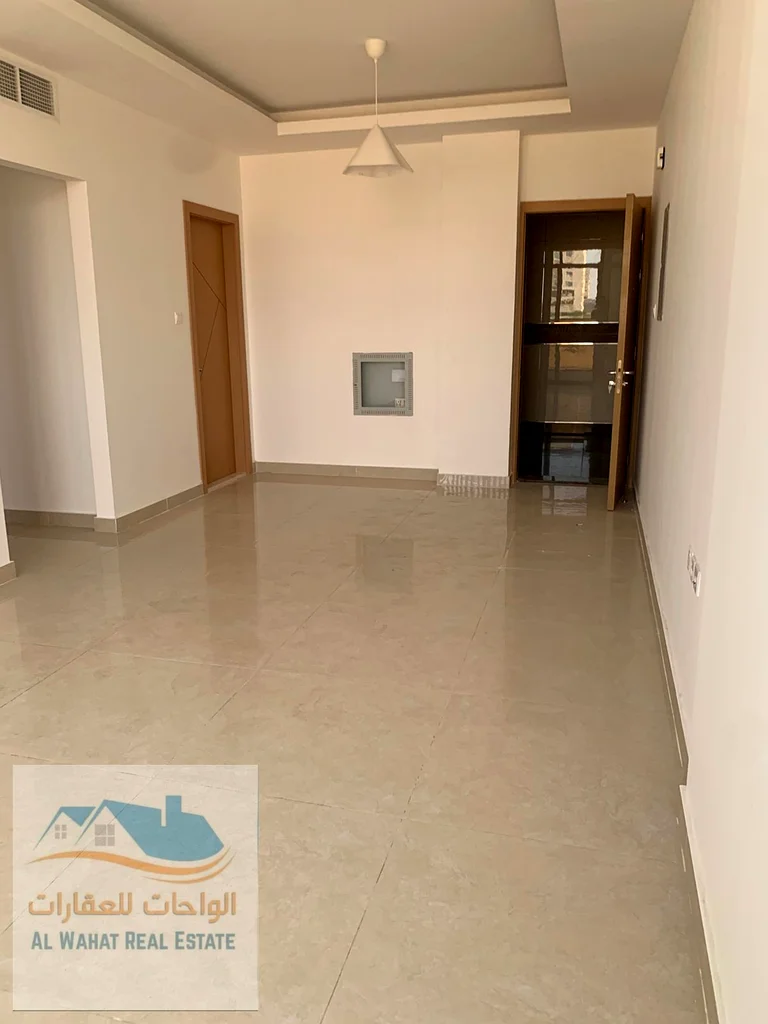 للإيجار، غرفتان وصالة، مقيم - عجمان، الجرف 363714439593091111