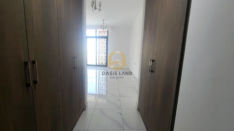 شقة فارغة من غرفة نوم واحدة | جديدة تمامًا | إطلالة على المسبح63778351119618112