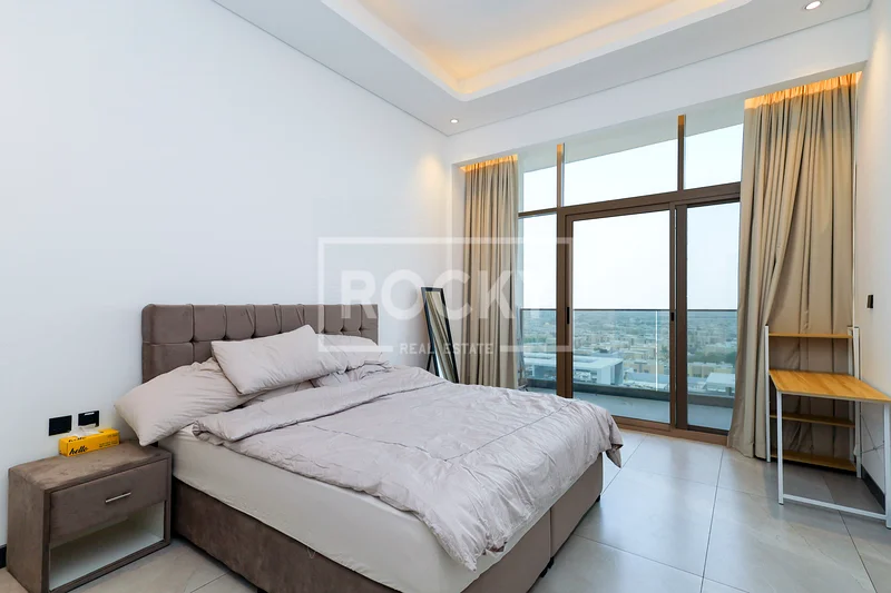 Furnished | High Floor | Vacant | Exclusive63763977160449113