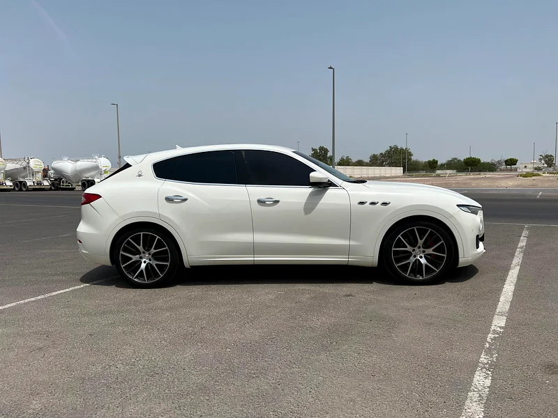 Maserati Levante GCC single owner63478782744579111