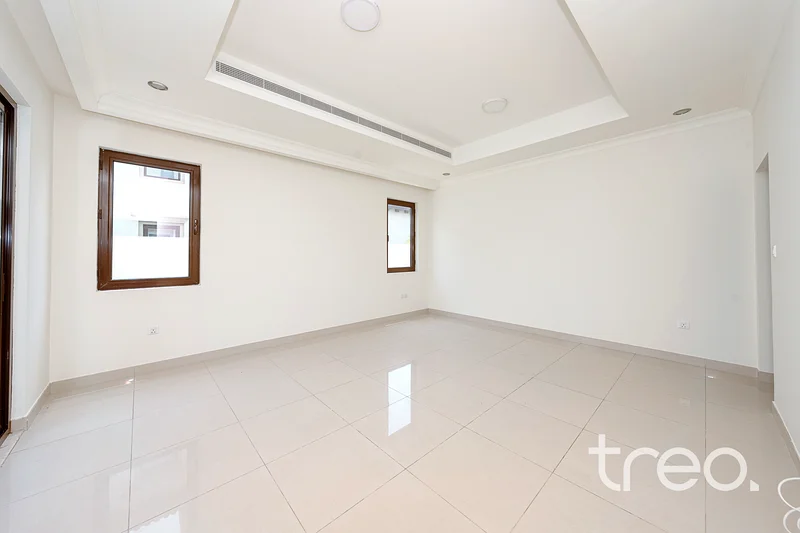 Single Row | Type 3 | Huge Plot63727121439873113