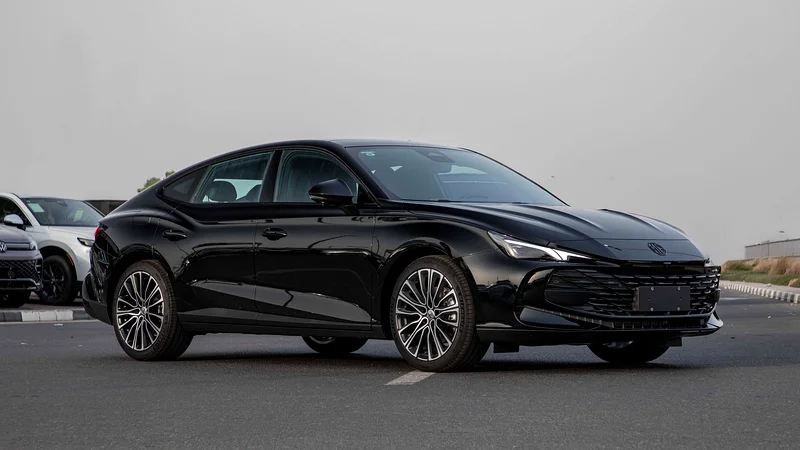 2025 MG7 بackage الرياضي الأنيق مع جناح 1.5T ناقل حركة مزدوج القابض63490917409155114