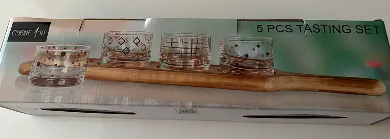 Tasting set 5 pcs with wooden plate
