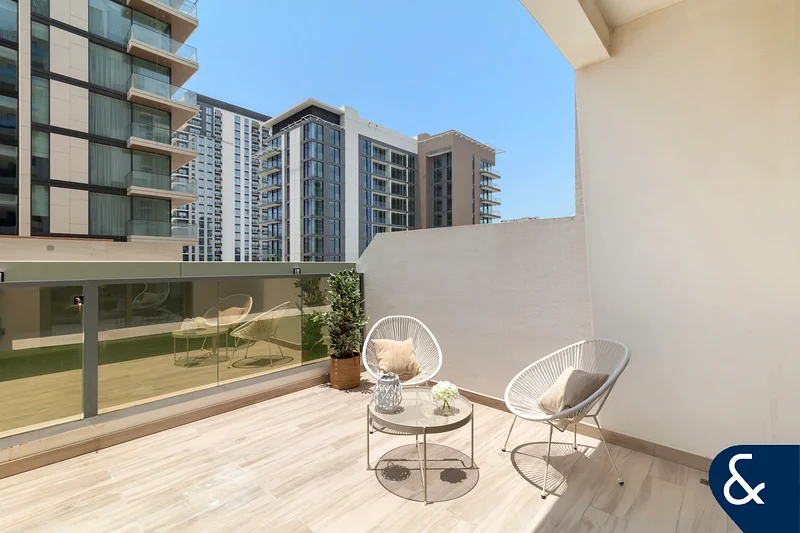 Vacant Now | Extended Terrace | Upgraded63753557868546112