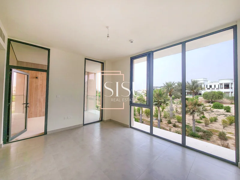 Exclusive | Park Facing | Single Row64043126245377113