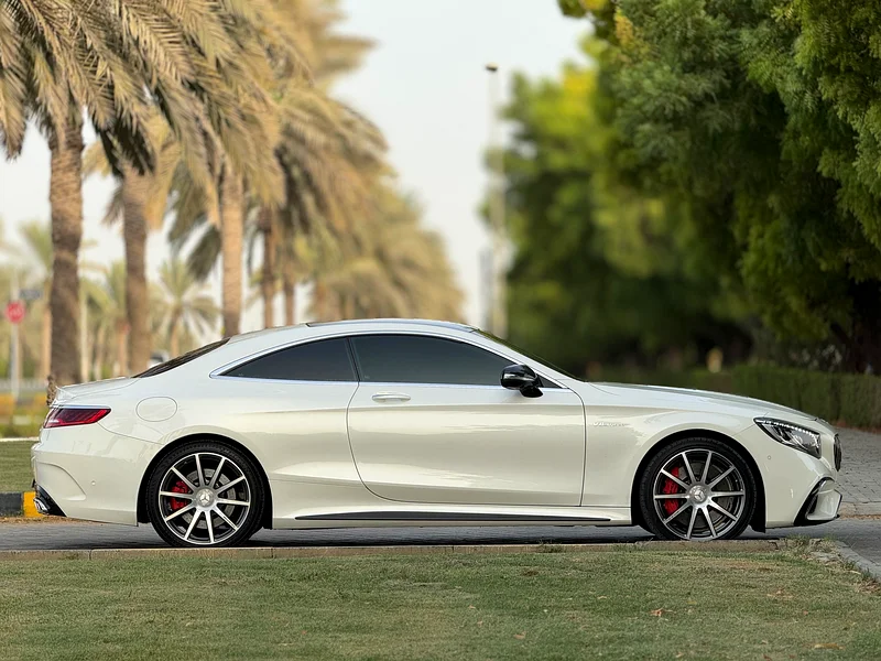 مرسيدس S63 AMG، موديل 2015، خليجي، بانوراما، فُل أوبشن، بحالة ممتازة63489294039043114