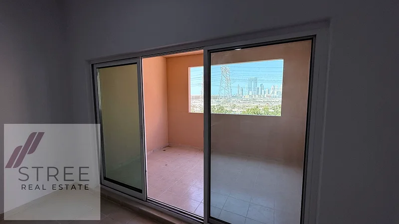 NEXT TO METRO | UPGRADED STUDIO | UNFURNISHED63729776875394114