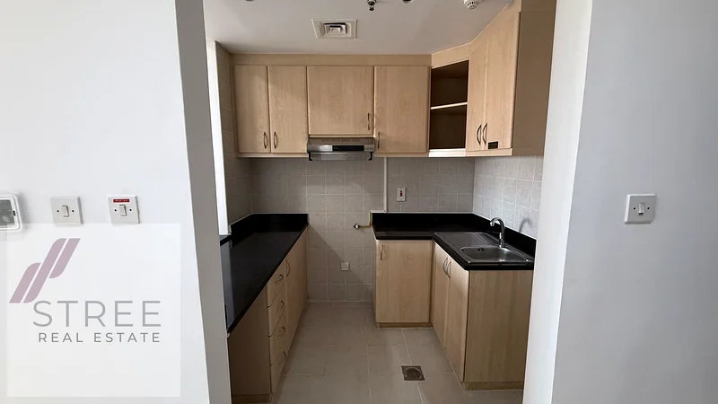 NEXT TO METRO | UPGRADED STUDIO | UNFURNISHED63729776875394111