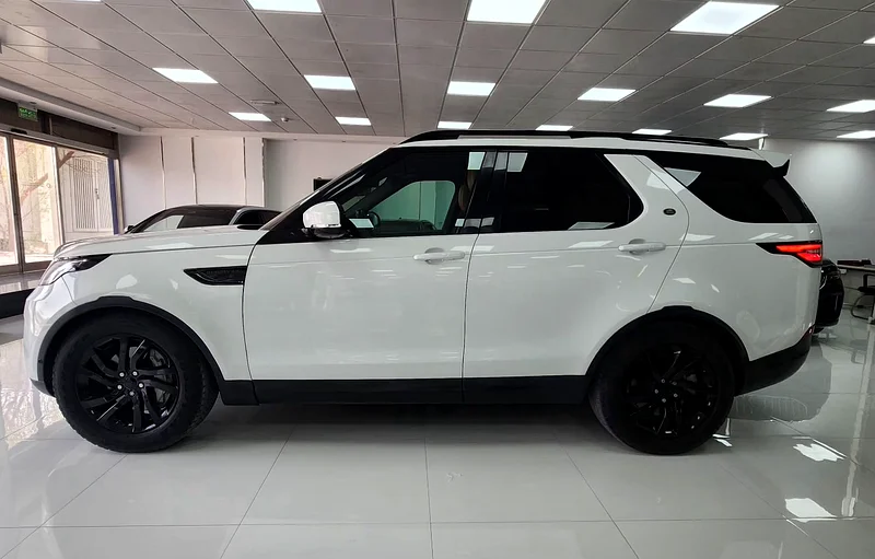 LAND ROVER Discovery | Under Warranty | AED1,535/month | ZERO Downpayment63482718370689112