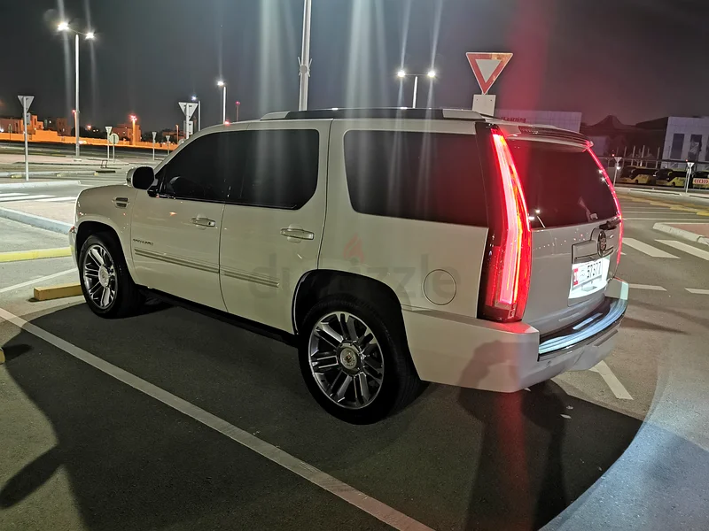 Cadillac Escalade 201463490982271489111
