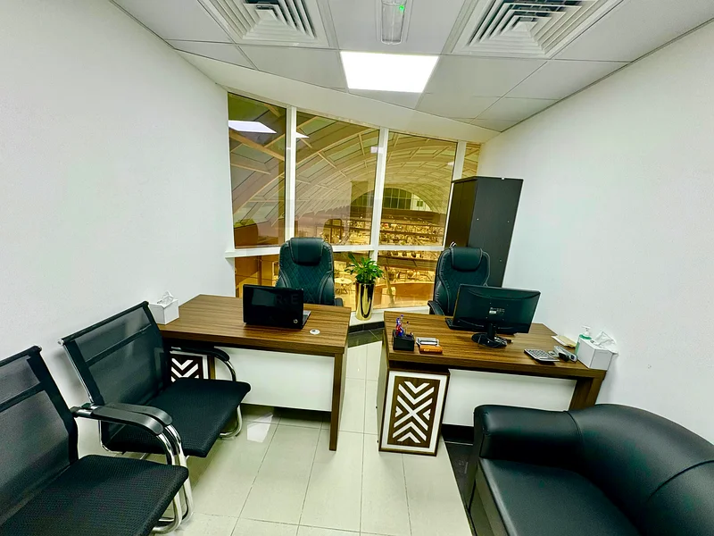 Amazing Office | Bank Account Assistance | Near to Metro Station63618207769474114