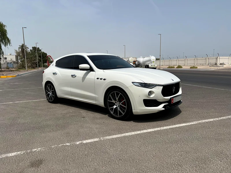 Maserati Levante GCC single owner63478782744579117