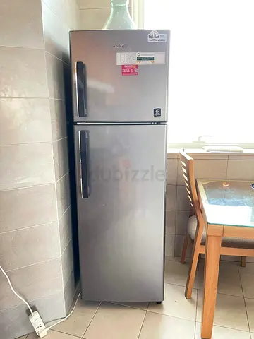 whirlpool Top mount Refrigerator silver Model