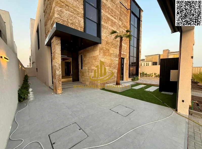 A luxury villa with a modern design and prime location offering an elegant lifestyle that blends comfort and sophistication in Ajman63871768597123111