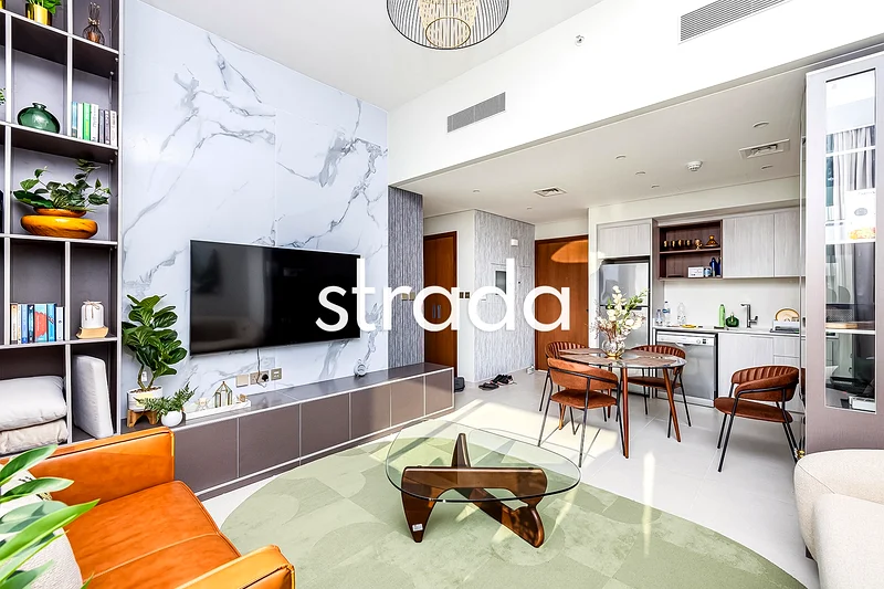 Furnished and Ready | Beach Access | Modern63760806693889112