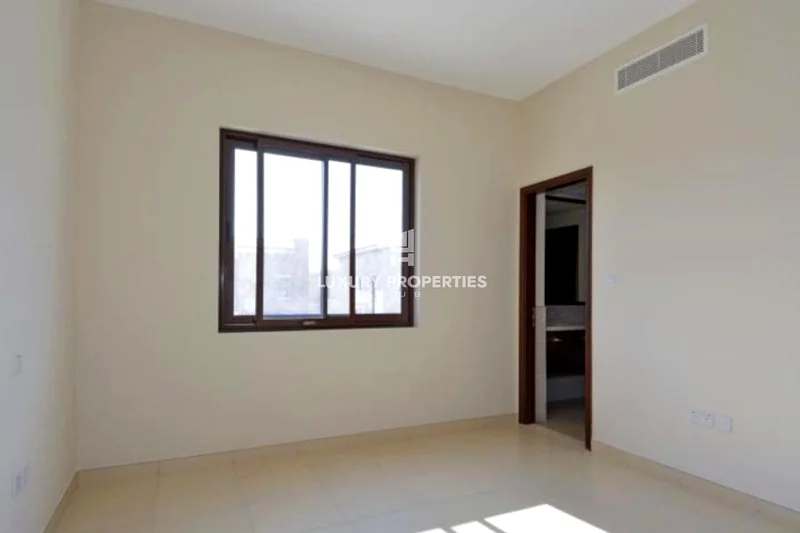 حصري | نوع 2E | موقع متميز | مؤجر63917562803841112