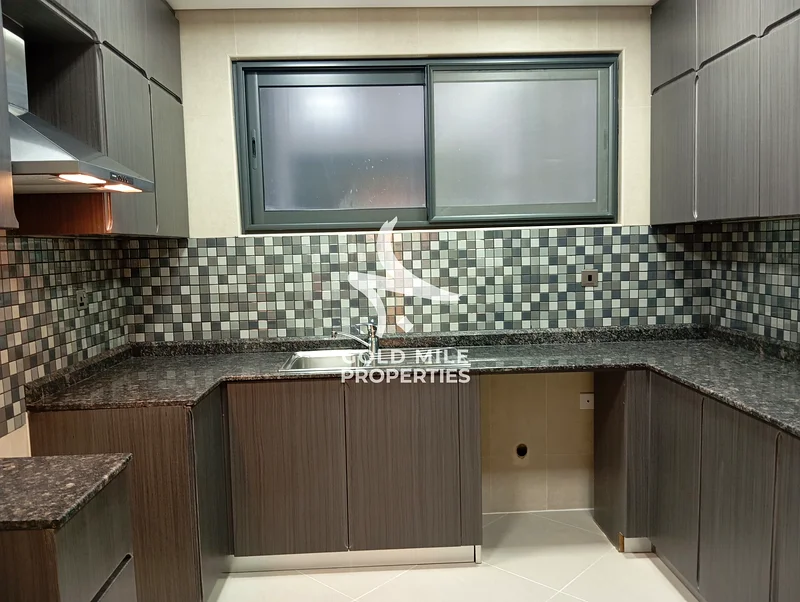 FAMILY BUILDING || PRIME LOCTION || HIGH CLASS AMENITIES ||63744631889281113