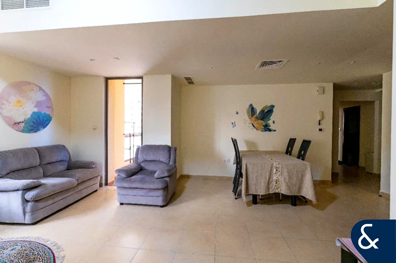Vacant | Partial Sea View | Negotiable63936814365314112