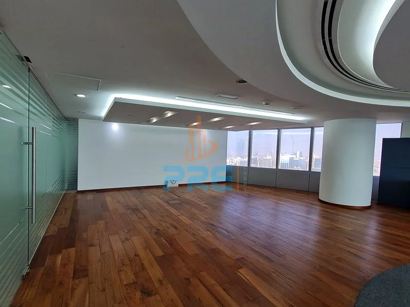 Fully Fitted | Vacant | Panoramic View High Floor | Prestige Building63827152946946114