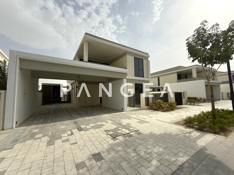 Corner Unit | Largest Plot | Single Row63931115209217112