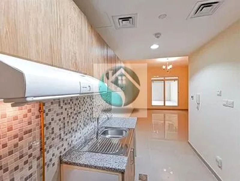 Spacious Studio UnFurnish 42,00063778886408451111