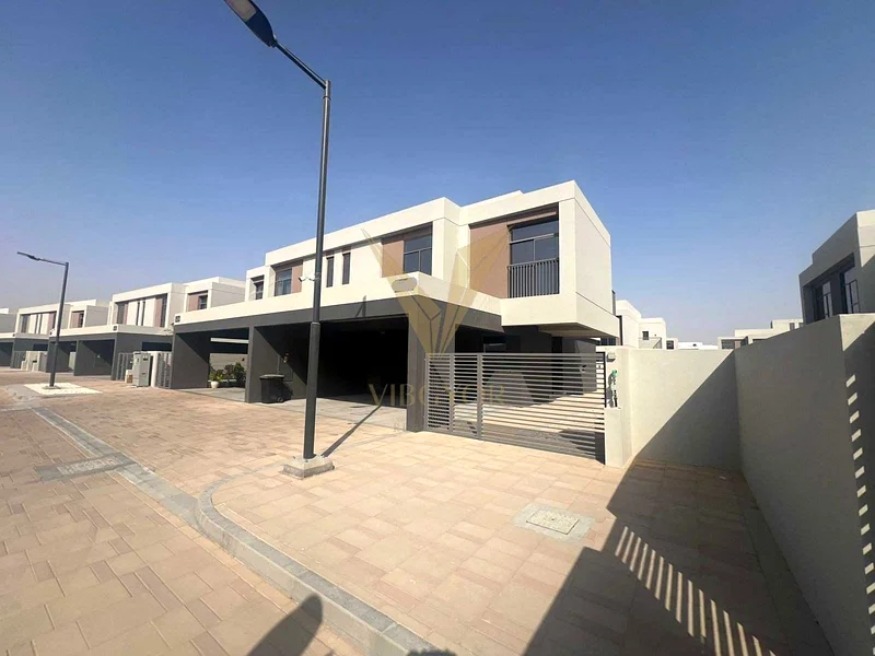 Super End Corner 4BR Villa | The Pulse Beachfront63751304251651110
