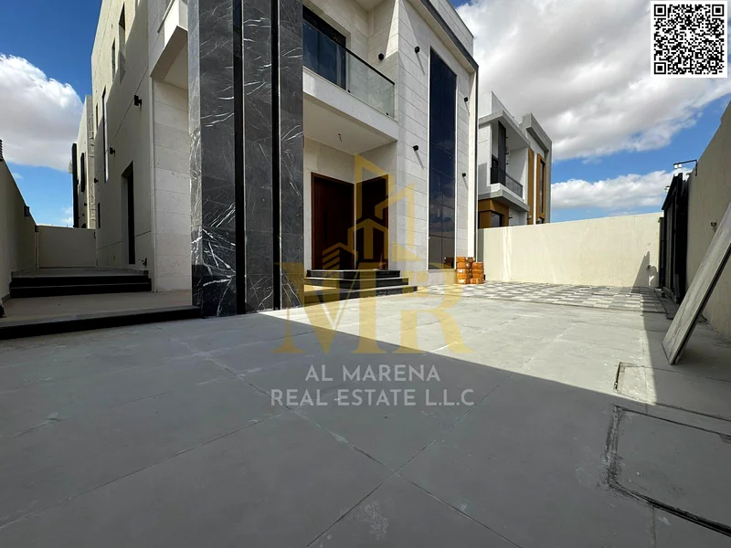 Villa for sale in Ajman, Al Helio area, 4 bedrooms, including registration and ownership fees, freehold for all nationalities, with the possibility of63914524994305114