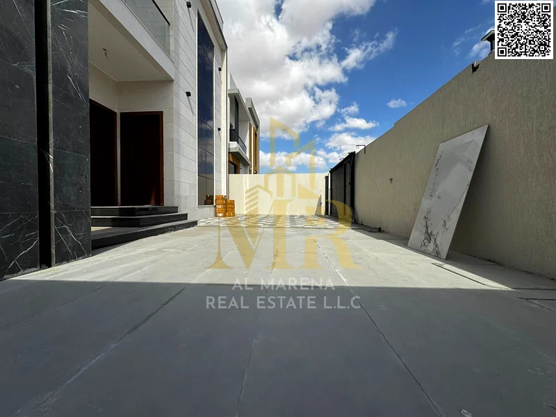 Villa for sale in Ajman, Al Helio area, 4 bedrooms, including registration and ownership fees, freehold for all nationalities, with the possibility of63914524994305113