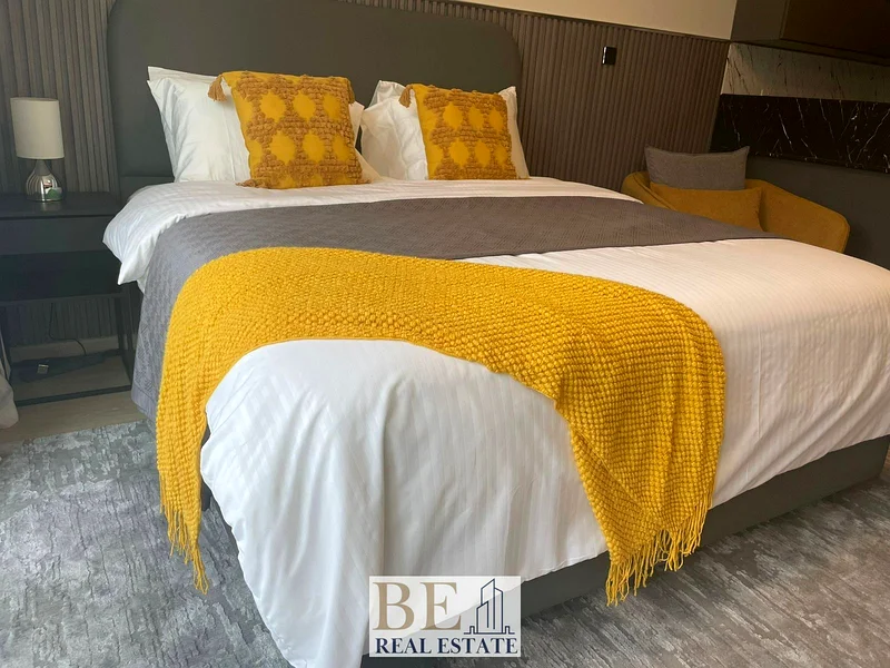 Elegant Studio | Central Location|Balcony63769138963714111