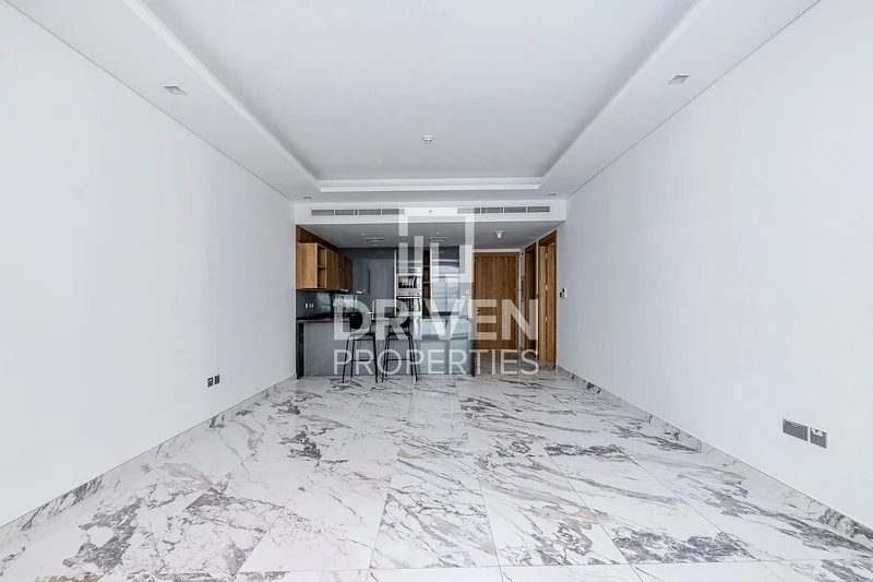 Spacious Layout and Modern | Amazing Pool View63729217212929110