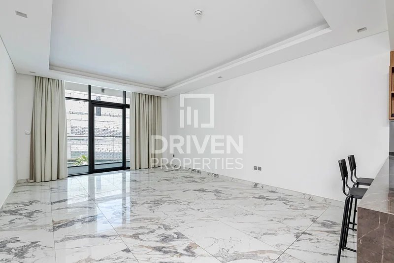 Spacious Layout and Modern | Amazing Pool View63729217212929114