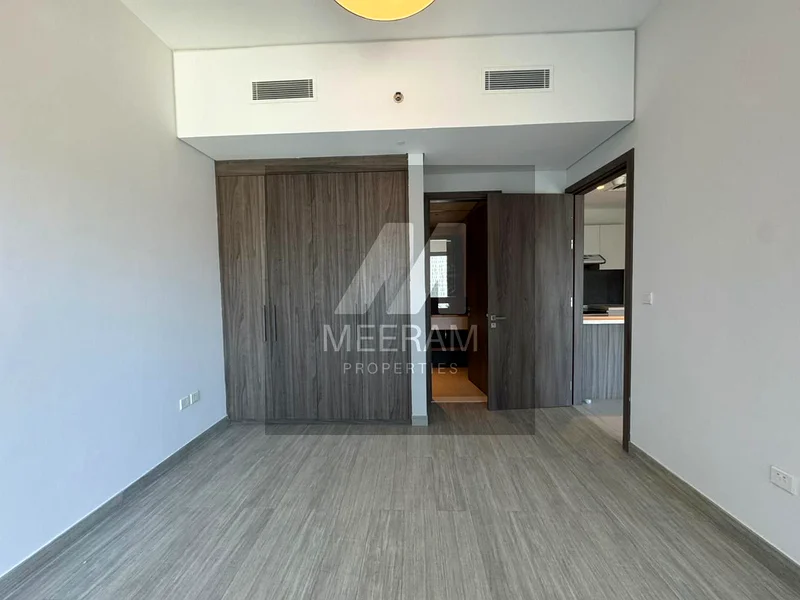 Ready to Move | Accessible Location | Spacious Layout63791677471235110